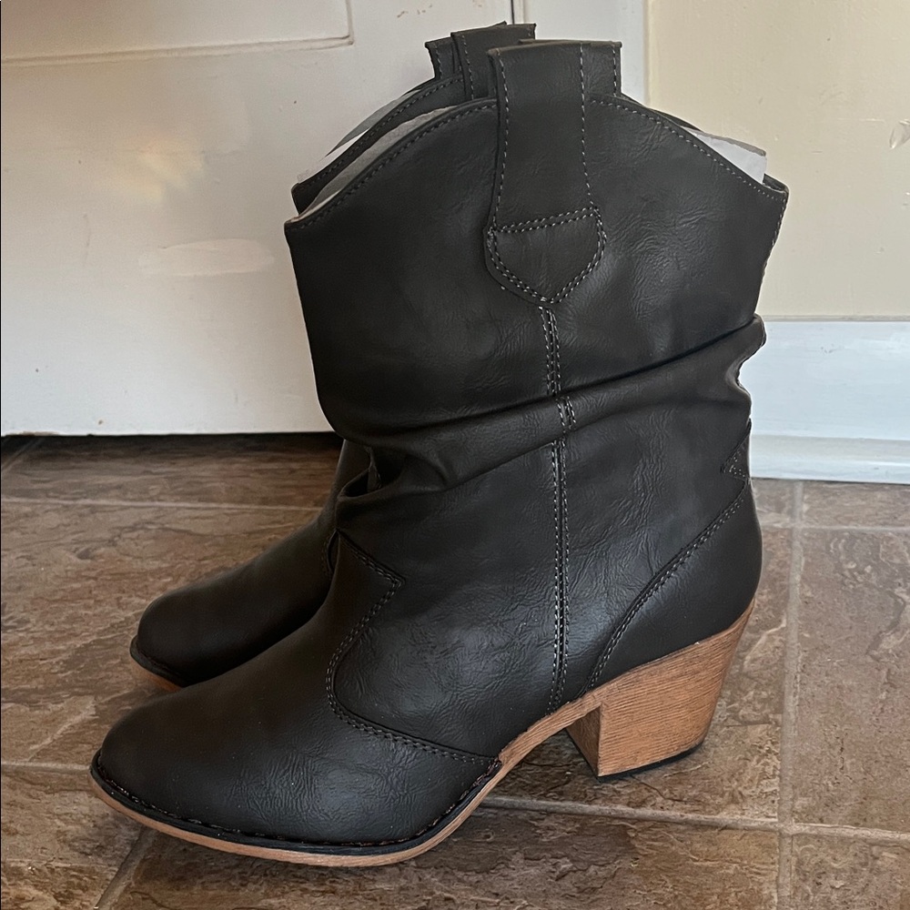Charles Albert Western Boots (NWT)- Sz 8